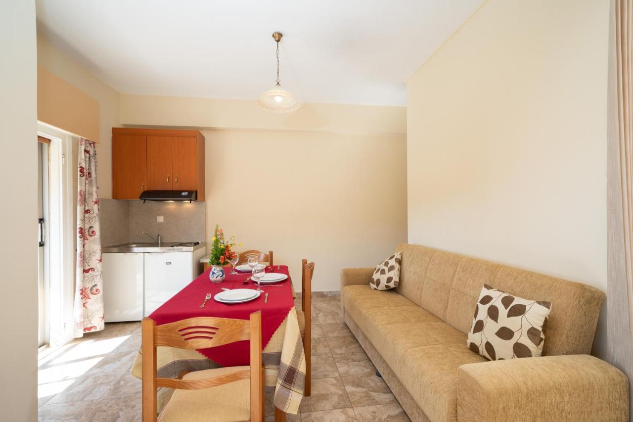 Lorenzo House Apartments ลาสซี ภายนอก รูปภาพ