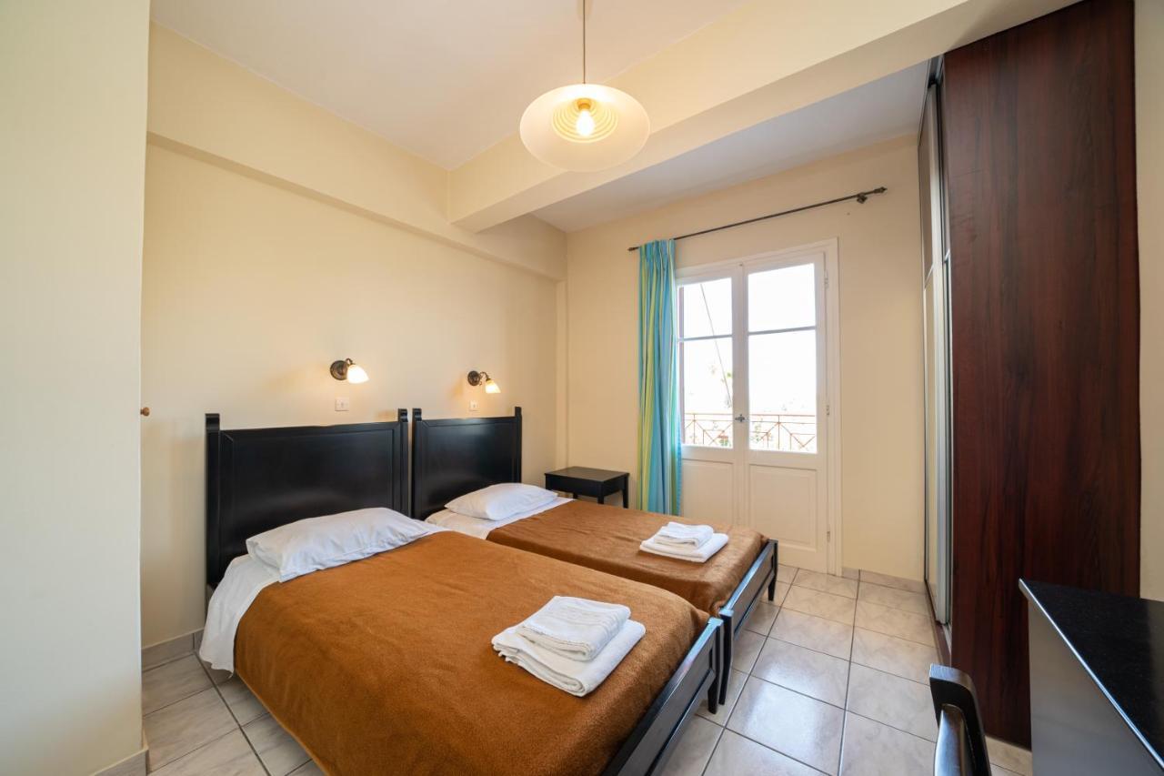 Lorenzo House Apartments ลาสซี ภายนอก รูปภาพ