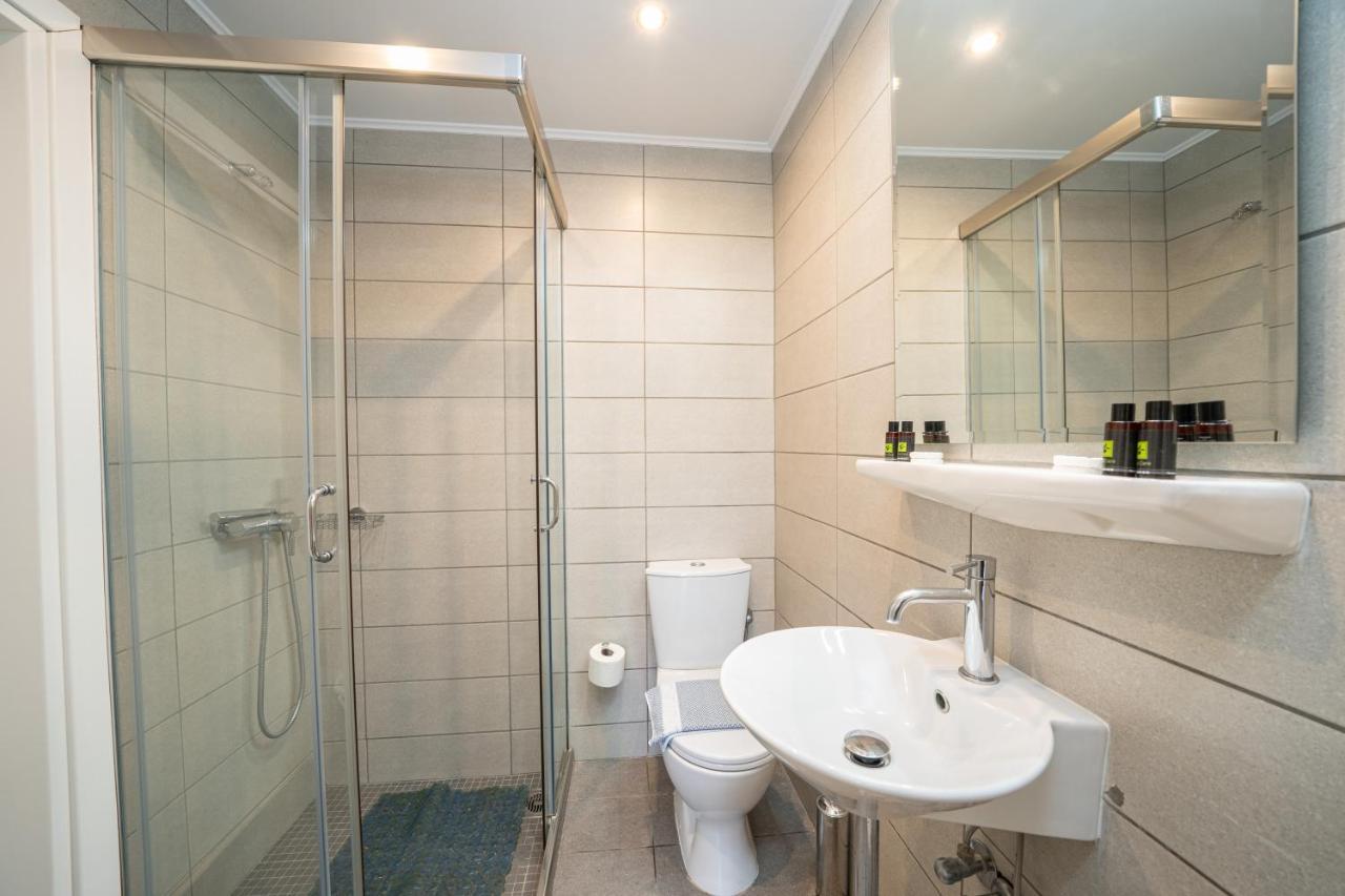 Lorenzo House Apartments ลาสซี ภายนอก รูปภาพ